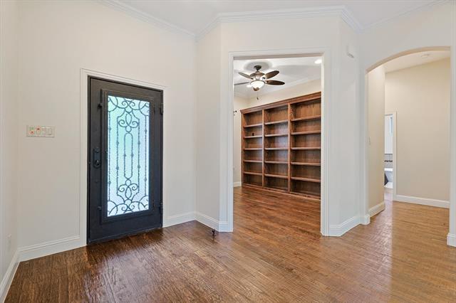 Building Photo - 1560 Karen Dr