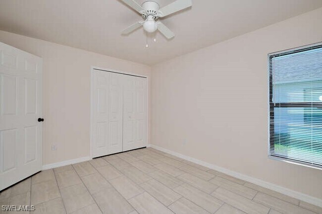 Building Photo - 1303 SE 8th Pl