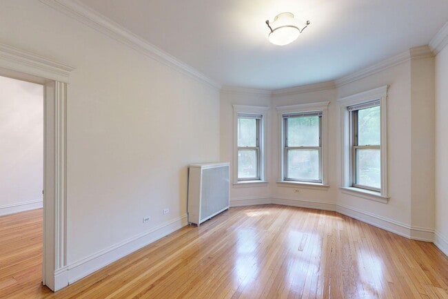 Floorplan - 5533 S. Blackstone