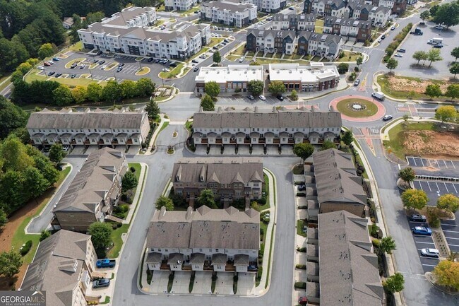 Building Photo - 1097 Township Square
