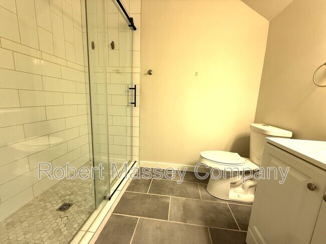 Building Photo - 1435 Mellwood Ave