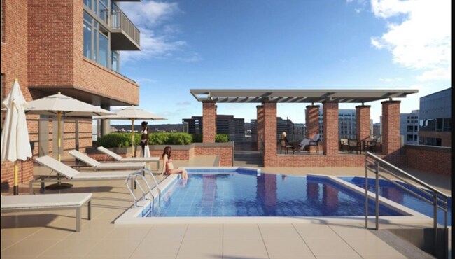 Pool - 2000 Clarendon Blvd