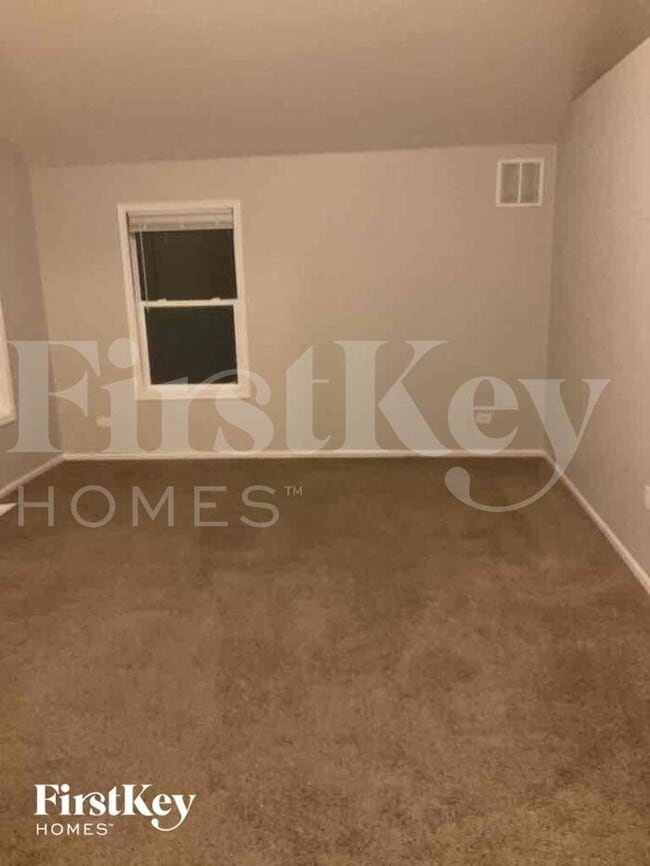 Building Photo - 14503 Waverly Ave