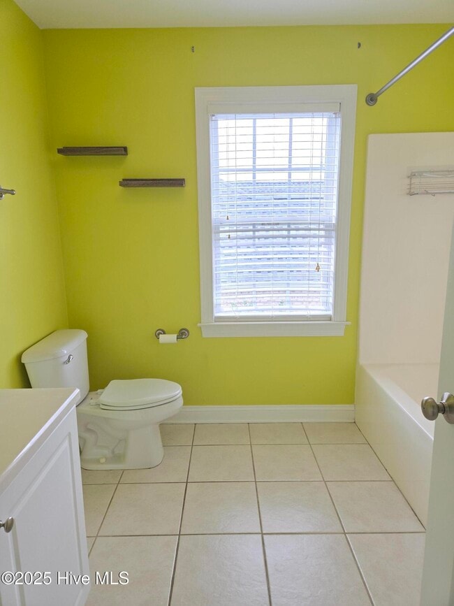 Building Photo - 1011 Ginger Lily Way