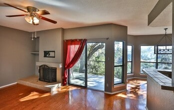 Building Photo - 4711 Spicewood Springs Rd