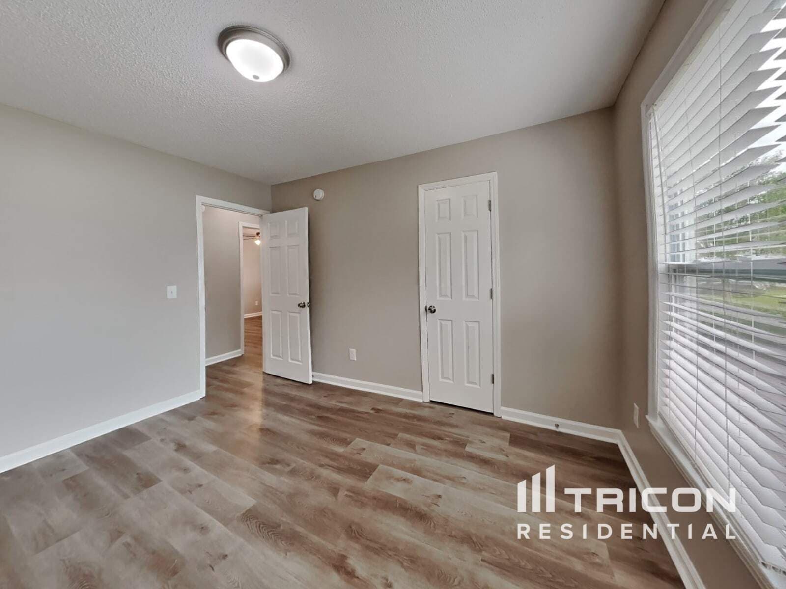Building Photo - 837 Lusterleaf Pl