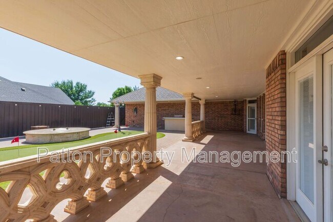 Building Photo - 6910 Logan Pl