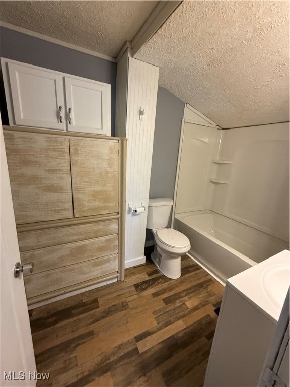 Building Photo - 714 Chester St