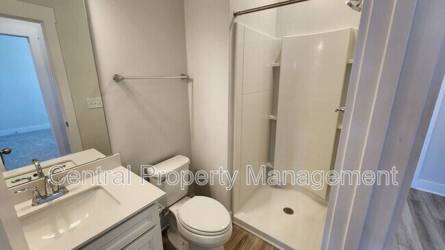 Building Photo - 143 Dalmatian Dr