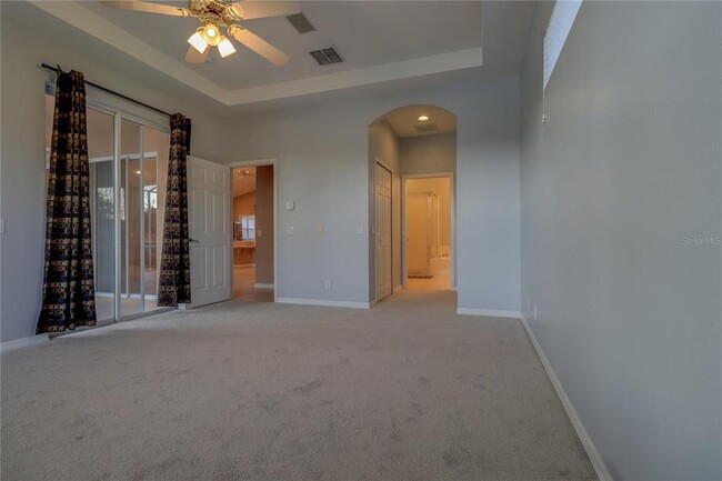 Building Photo - 10215 Evergreen Hill Dr