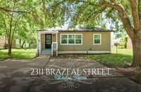 Building Photo - 2311 Brazeal St
