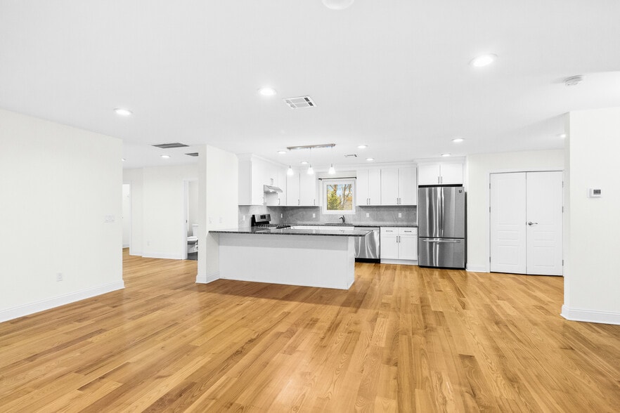 Kitchen - 71 Saint Marys Pl