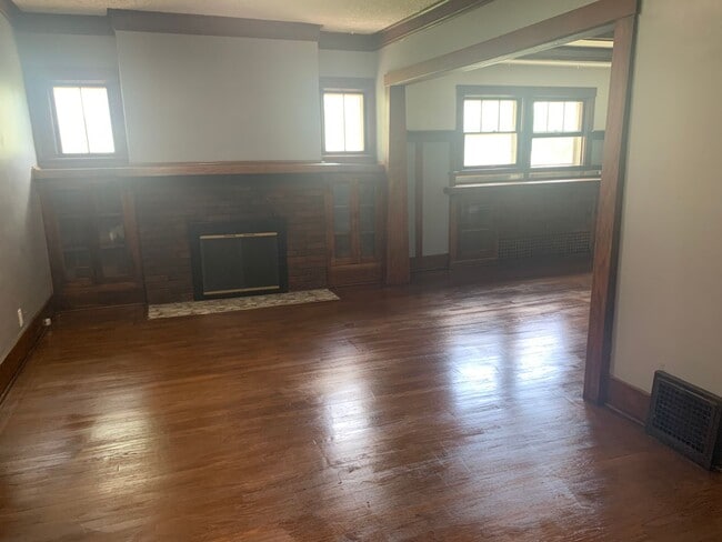 Building Photo - Spacious Updated Minne Lusa 3BR with Lots ...