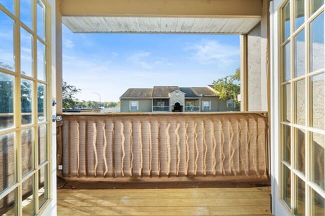 Building Photo - Serravella - 375-204