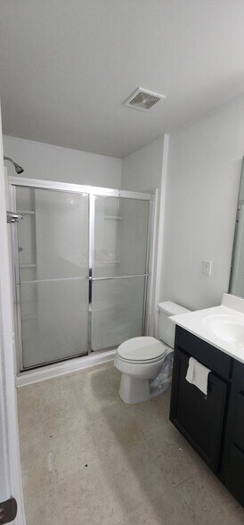 Building Photo - 612 Scribes Ln