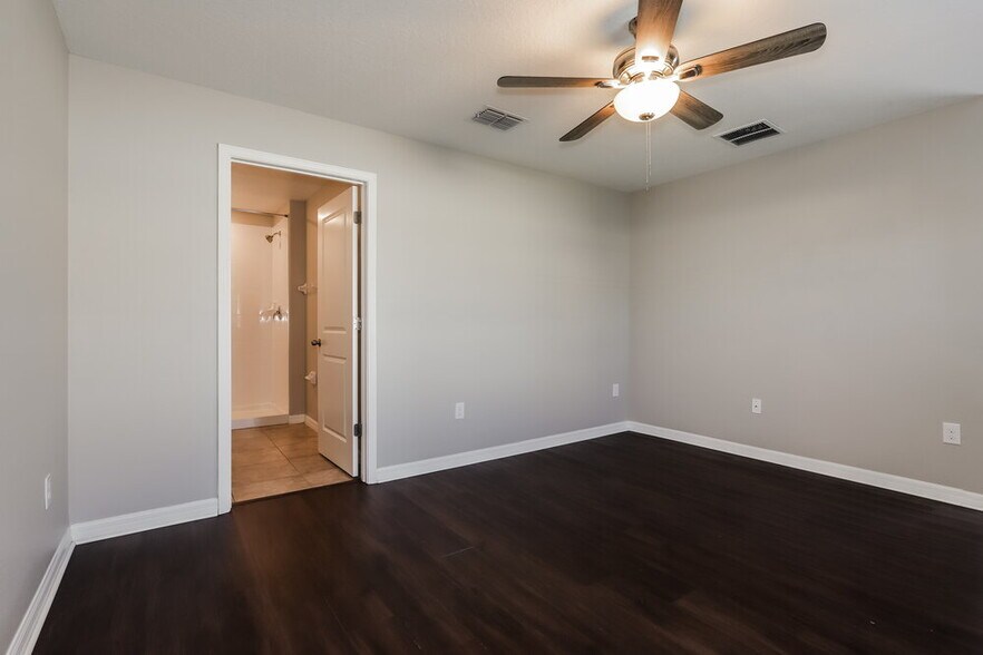 Building Photo - 7240 Salt River Ave