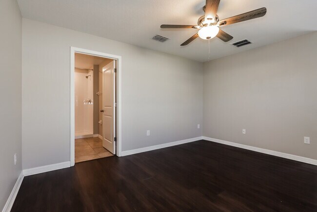 Building Photo - 7240 Salt River Ave