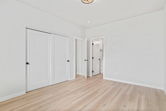 Building Photo - $2,500 - 3 Bed / 2 Bath Brand New Construc...