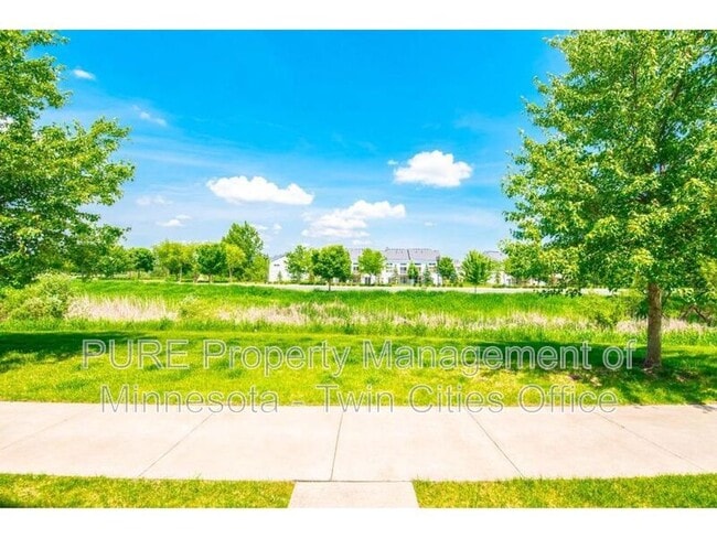 Building Photo - 5092 French Dr N