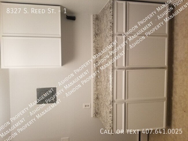 Building Photo - 8327 S Reed St