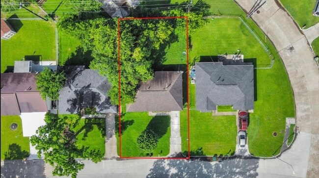 Building Photo - 12610 Chiswick Rd