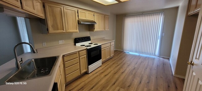 Building Photo - Cozy Home for Rent