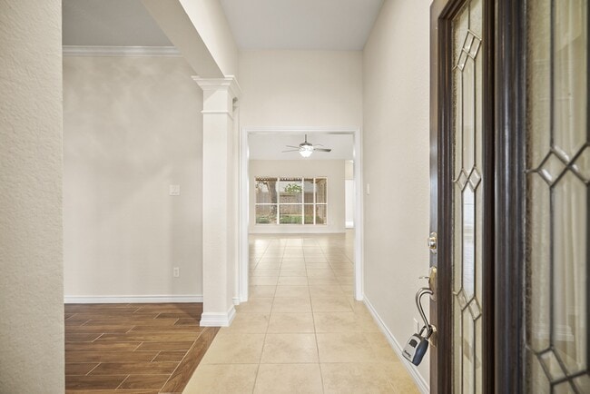 Building Photo - 1438 Crescent Green Dr