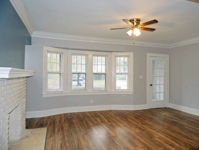 Building Photo - 3690 Hildana Rd