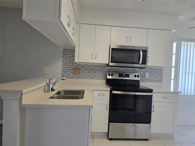 Building Photo - 2020 Rudder Dr