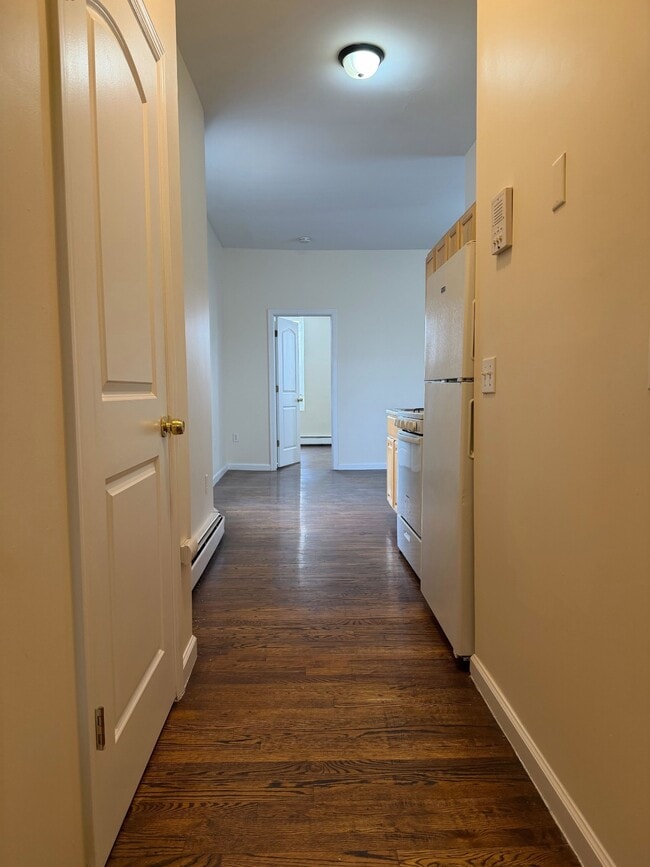 Building Photo - 40 Mt Vernon Ave