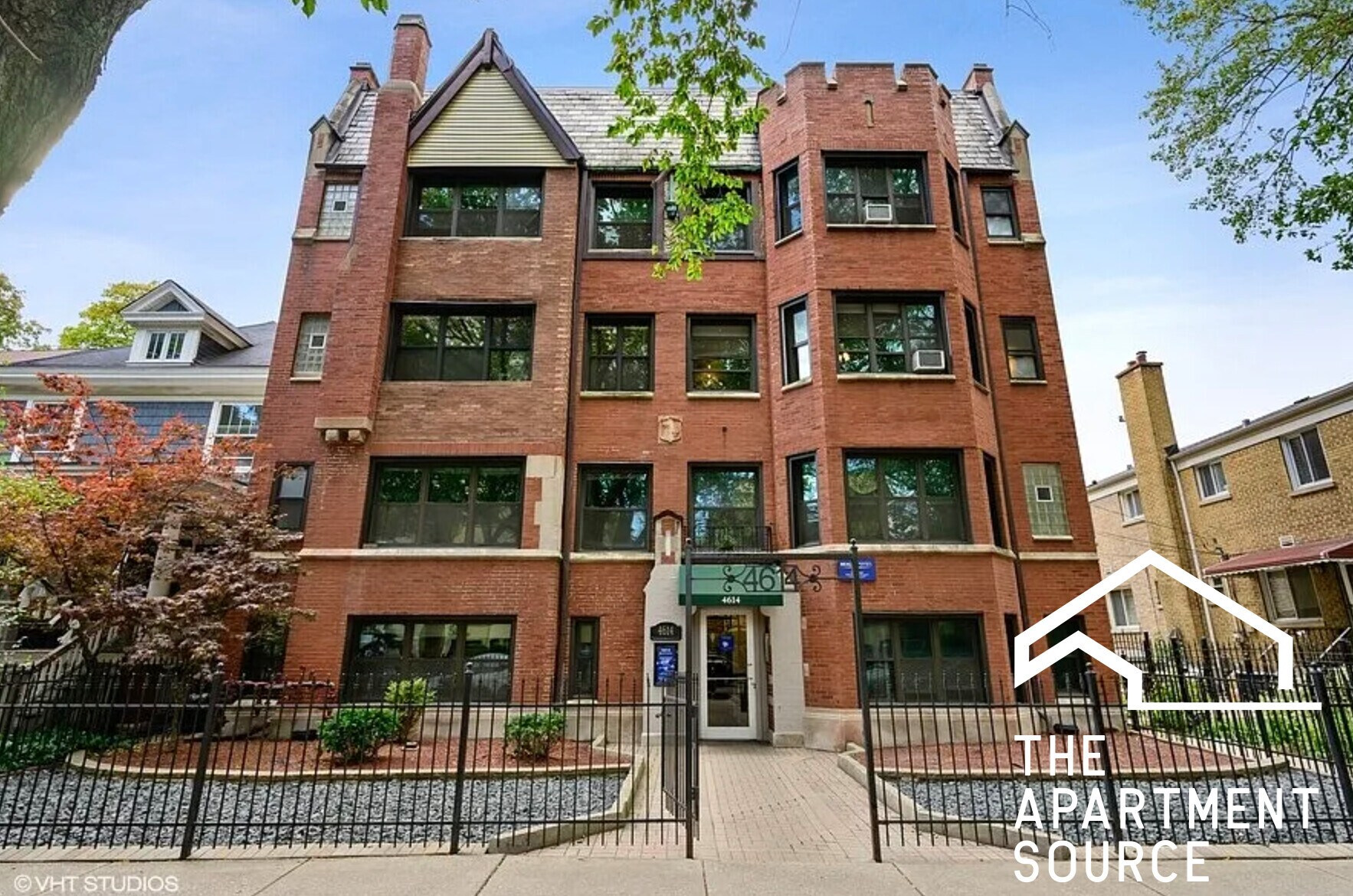 Building Photo - 4614 N Paulina St