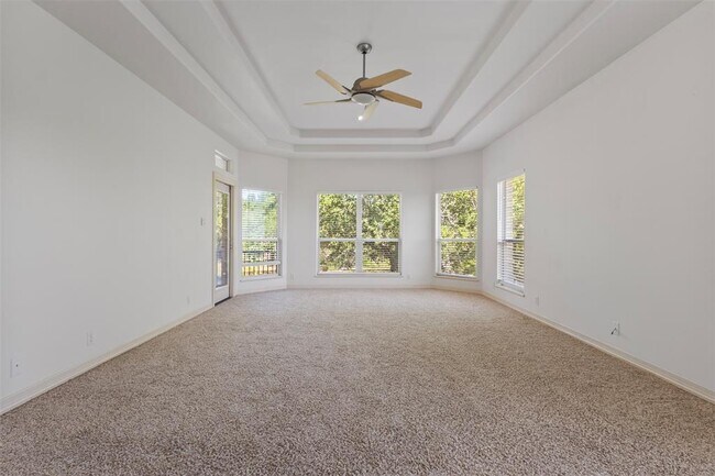 Building Photo - 13700 Madrone Mountain Way