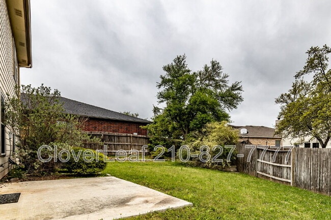 Building Photo - 2208 Sunderidge