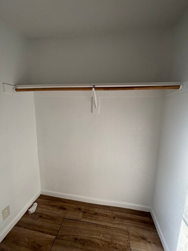 Building Photo - 1314 Dewberry St