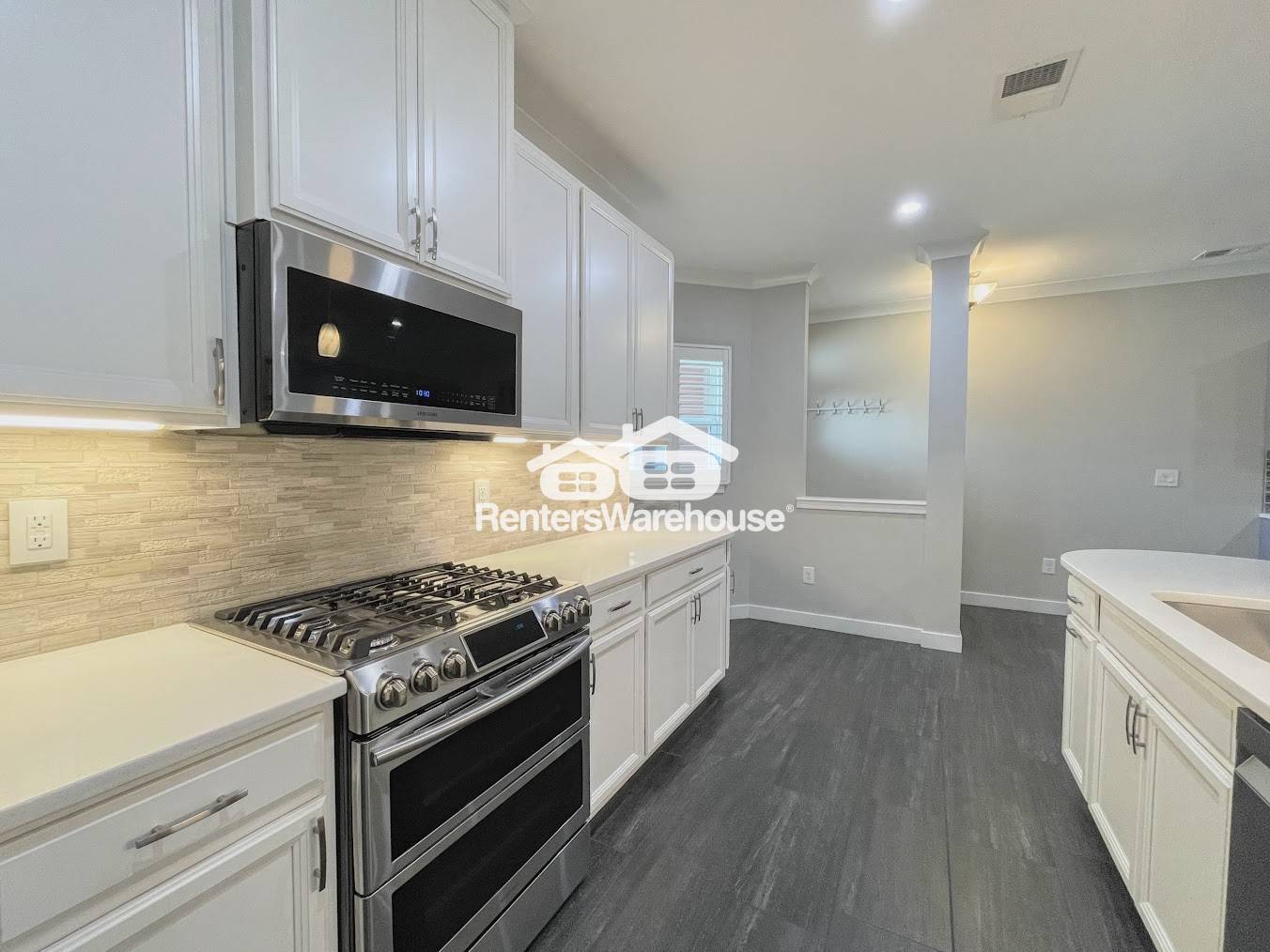 Building Photo - 1907 Doubloon Way