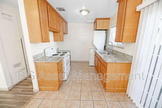 Building Photo - 1640 Barrus Ave