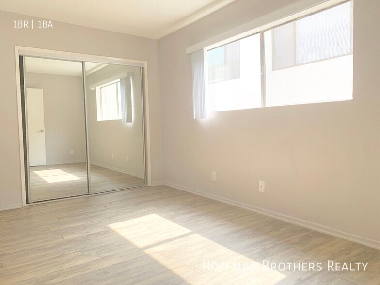 Building Photo - 1822 Colby Ave