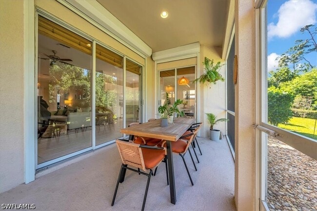 Building Photo - 28327 Hidden Lake Dr