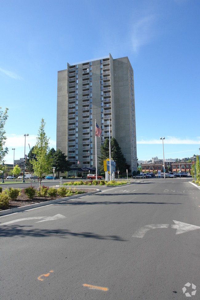 Building Photo - Park Tower