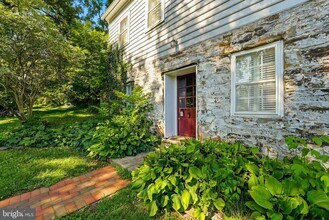 Building Photo - 8200 Buckland Mill Rd