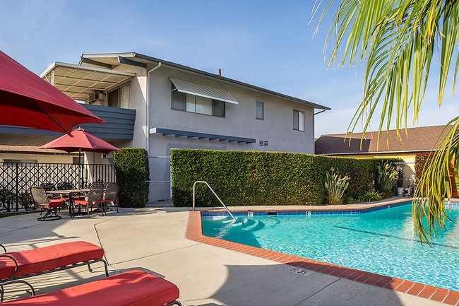 Primary Photo - Temple Gardens Apartments