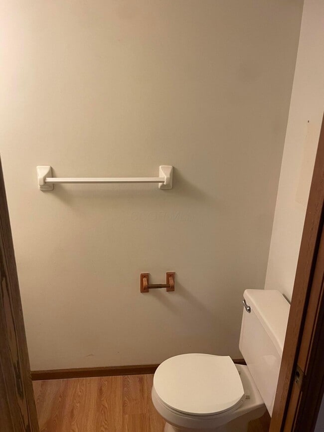 Building Photo - 6680 Birchton St