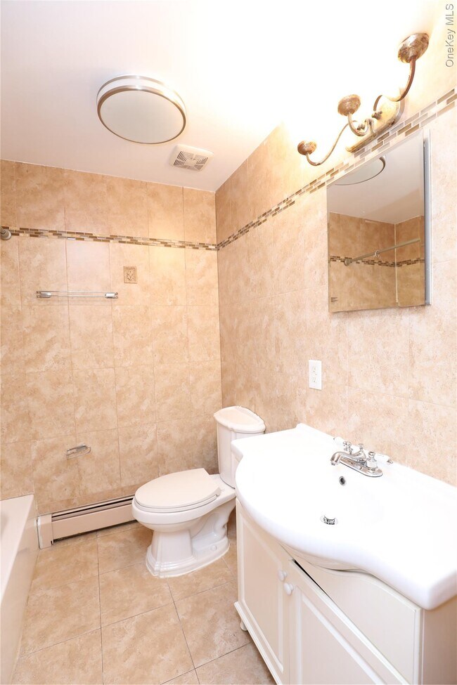 Building Photo - 30 Lamb Ave