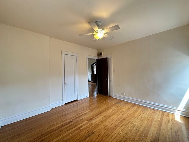 Building Photo - 3449 W Schubert Ave