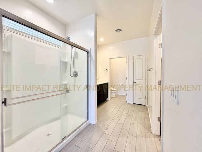 Building Photo - 6638 E Via Jardin Verde