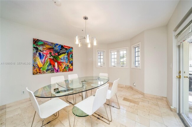 Building Photo - 1413 Sunset Harbour Dr