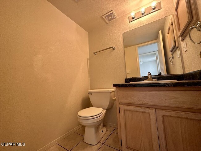 Building Photo - 1411 Luz De Camino Way