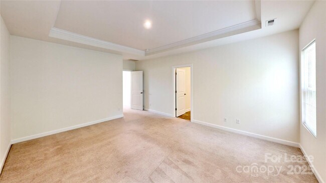 Building Photo - 4523 Collingham Dr