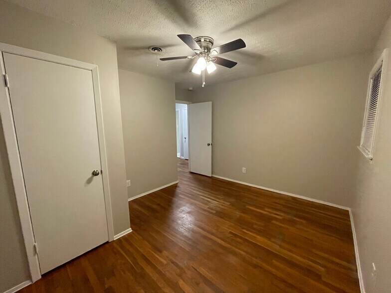Building Photo - 3635 Belair Rd