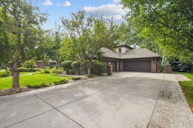 Building Photo - Stunning Cherry Hills Luxury Rental | 5bd/...